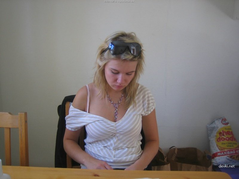 Innovative Sex: Amateur Guy Gets Creative with His Girl in Explicit Porn Photos