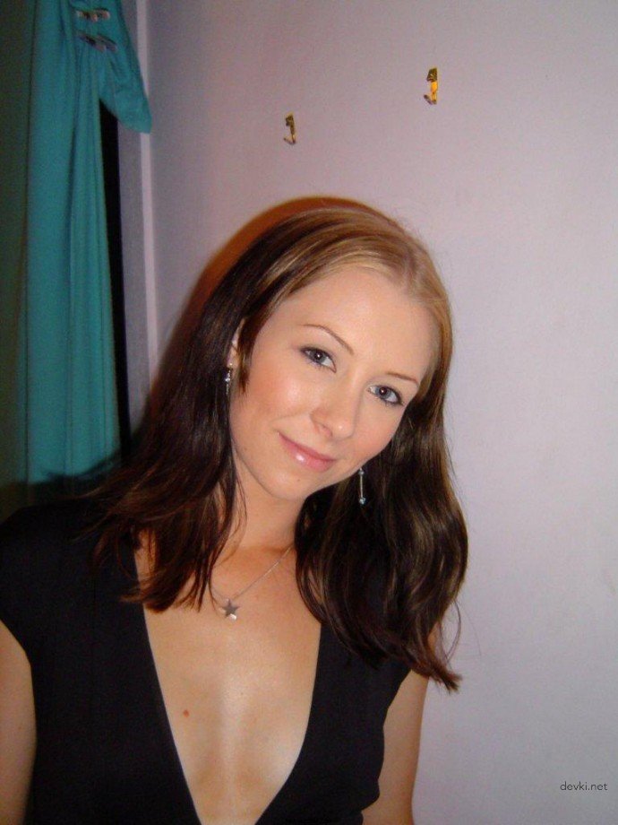 Hot Couple's Oral Sex Games: Amateur Porn Photo Session