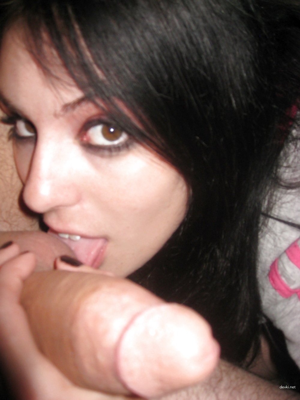 Amateur Girlfriend Deepthroat Blowjob and Hardcore Fuck