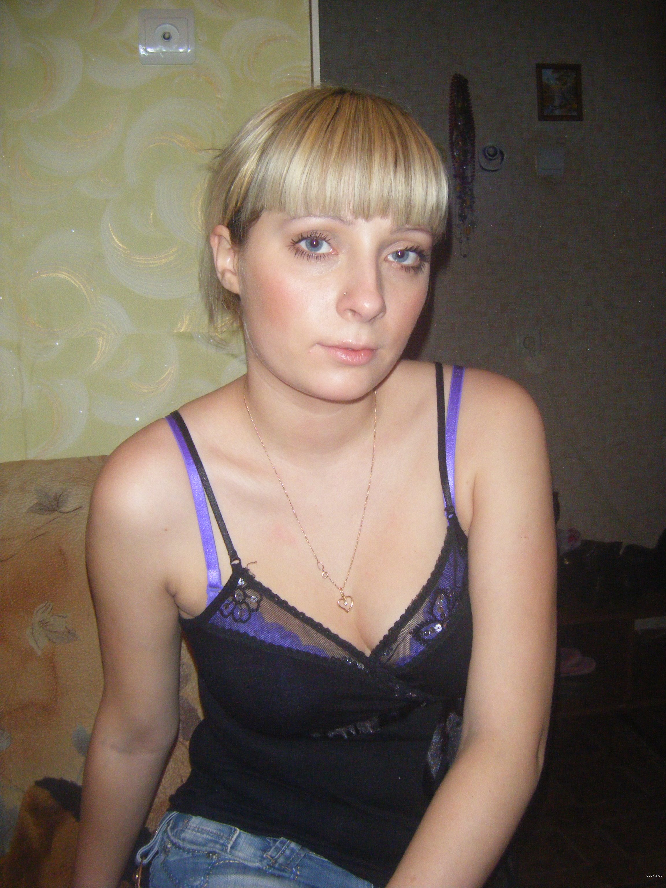 Amateur Teen Porn Pics: Explicit Homemade Girl-on-Girl Action