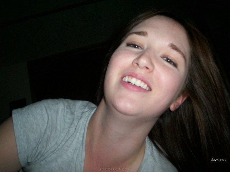 Raw Home Fuck: Explicit Amateur Porn Photos