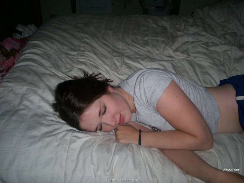 Raw Home Fuck: Explicit Amateur Porn Photos