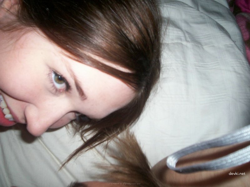 Raw Home Fuck: Explicit Amateur Porn Photos