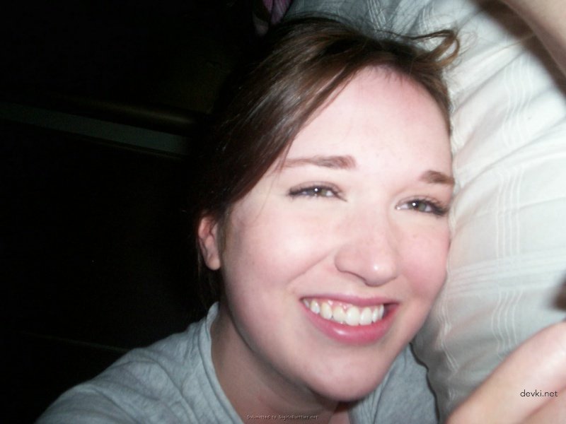 Raw Home Fuck: Explicit Amateur Porn Photos