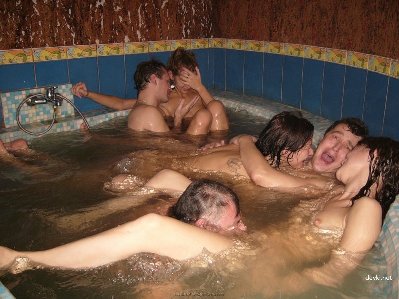 Amateur Sauna Orgy with Horny Escorts - Explicit Porn Photos
