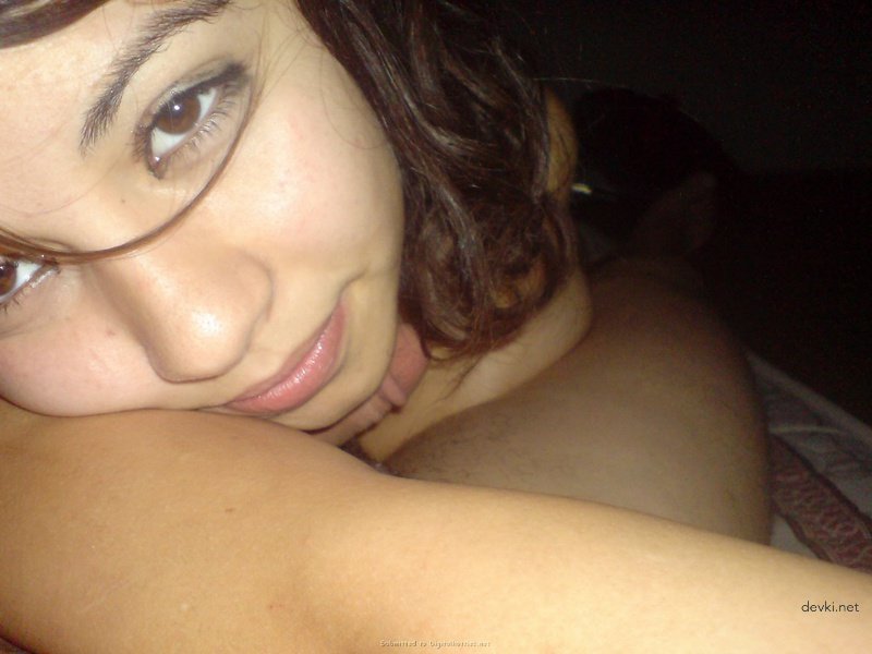 Intimate Family Couple's Romantic Evening Amateur Porn Photo Shoot