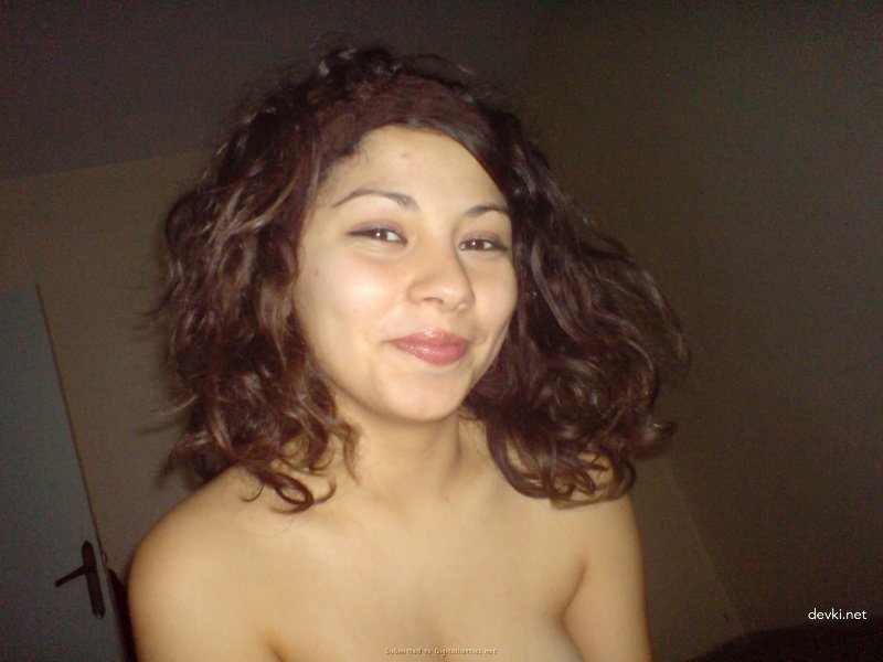 Intimate Family Couple's Romantic Evening Amateur Porn Photo Shoot