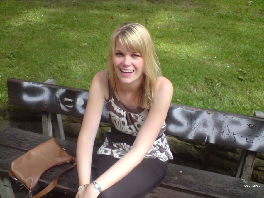 Raw Amateur Porn Pics: Explicit Homemade Sex Photos