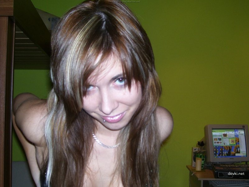 Hot Amateur Blowjob: Giving My Beauty a Mouthful