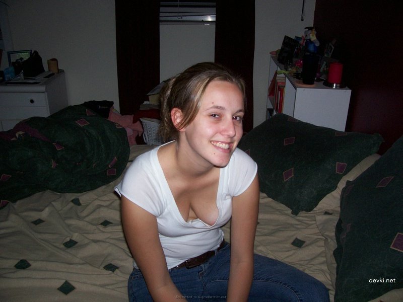 Hot Amateur Sex Photos: Fucking His Bitch Hard