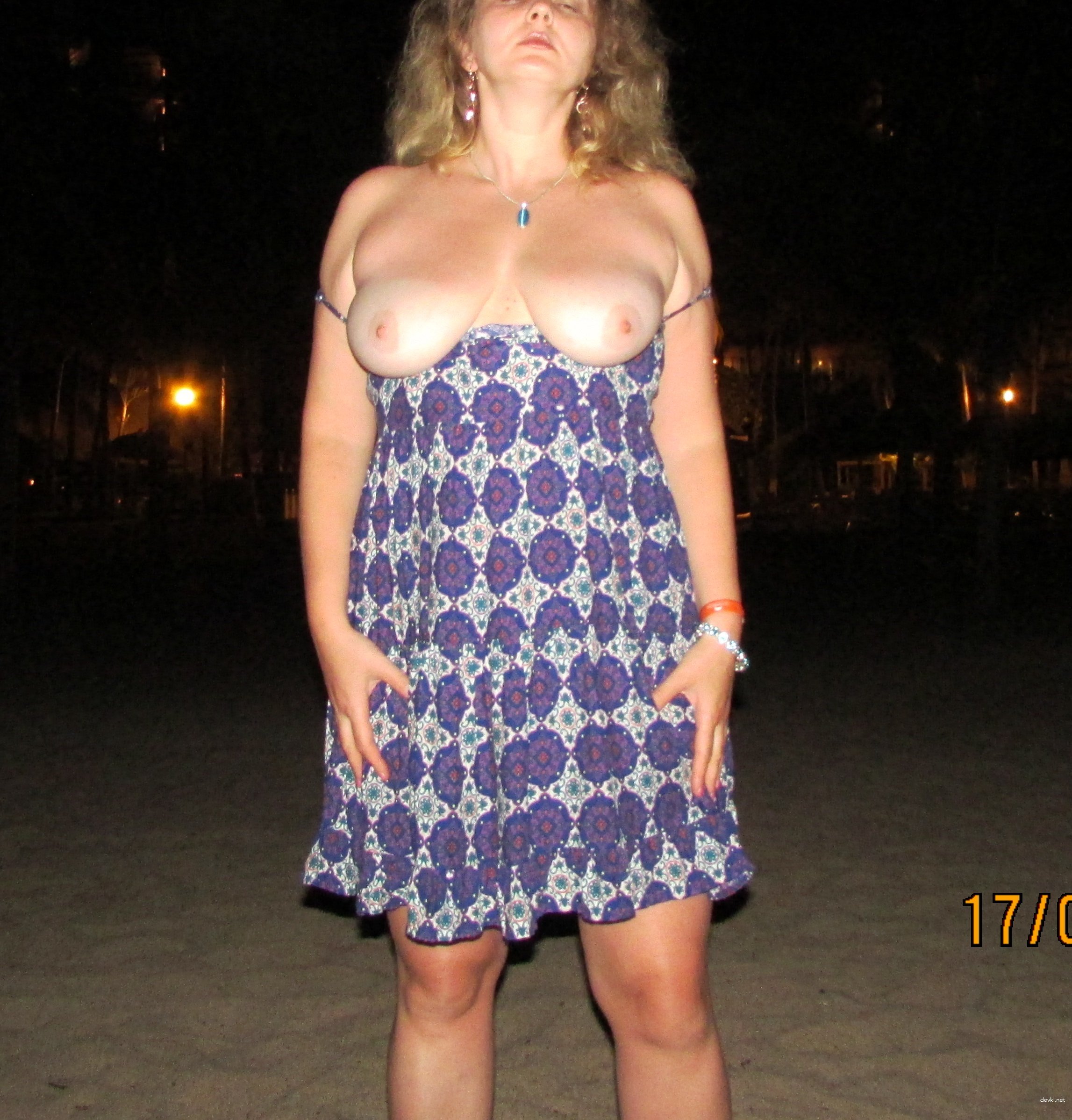 Hot Amateur Wife Blowjob Photo - Explicit Homemade Oral Sex Pics