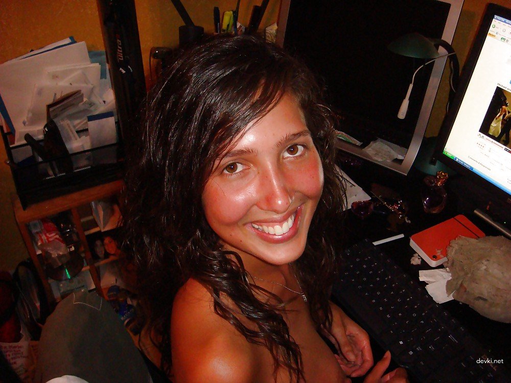 Real Homemade Porn Pics: Explicit Amateur Sex Photos