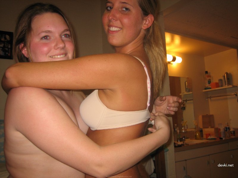 Amateur Friends Having Explicit Fun: Naughty Girls in Action!