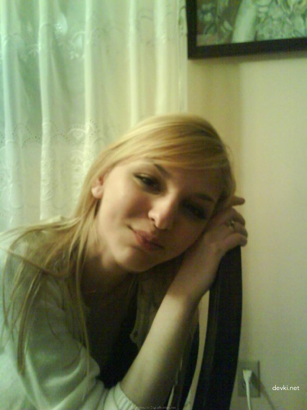 Sexy Blonde Strips on Camera: Explicit Amateur Photo Shoot