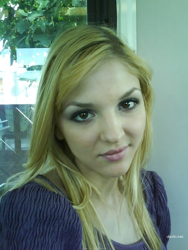 Sexy Blonde Strips on Camera: Explicit Amateur Photo Shoot