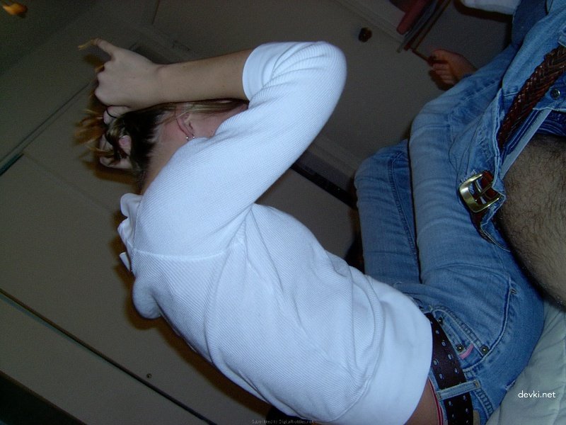 Late Night Dorm Blowjob - Amateur Porn Photo