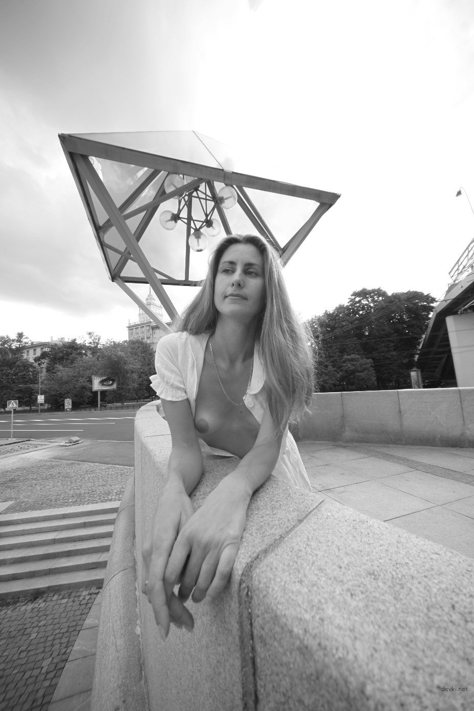Hot Summer Nude Amateur Photo Shoot: Naked and Unashamed
