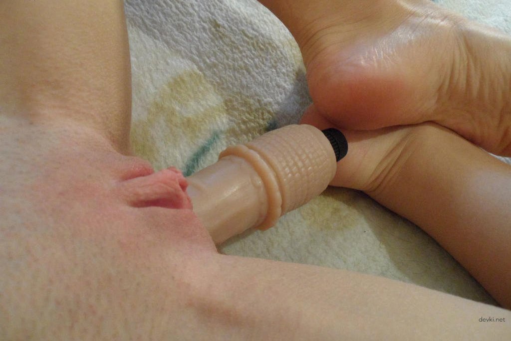 Friend's Pussy Toy Amateur Porn Photo