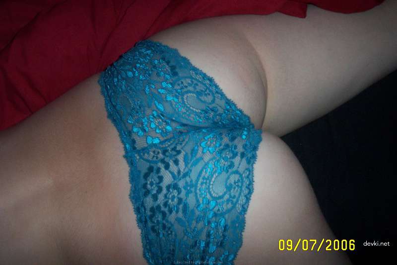 Amateur Slut Loves Giving Blowjob - Explicit Oral Sex Photos