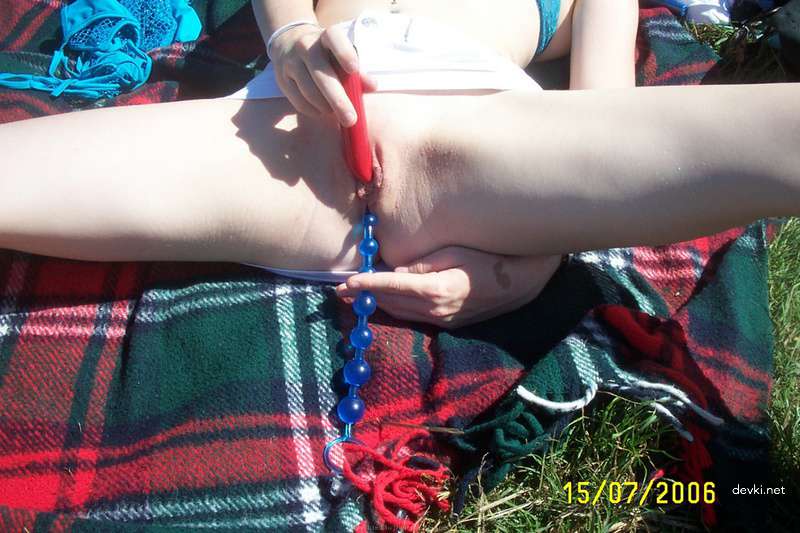 Amateur Slut Loves Giving Blowjob - Explicit Oral Sex Photos