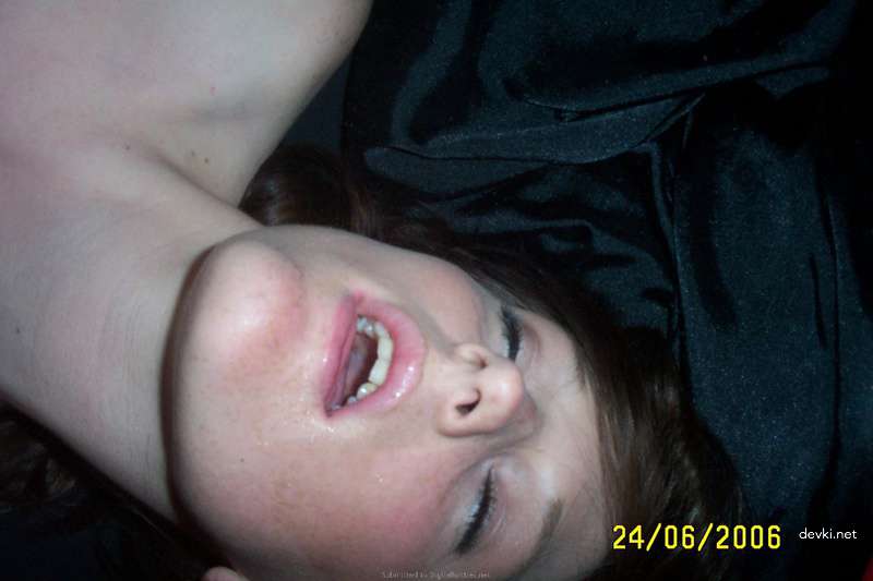 Amateur Slut Loves Giving Blowjob - Explicit Oral Sex Photos