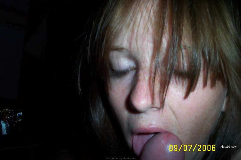 Amateur Slut Loves Giving Blowjob - Explicit Oral Sex Photos