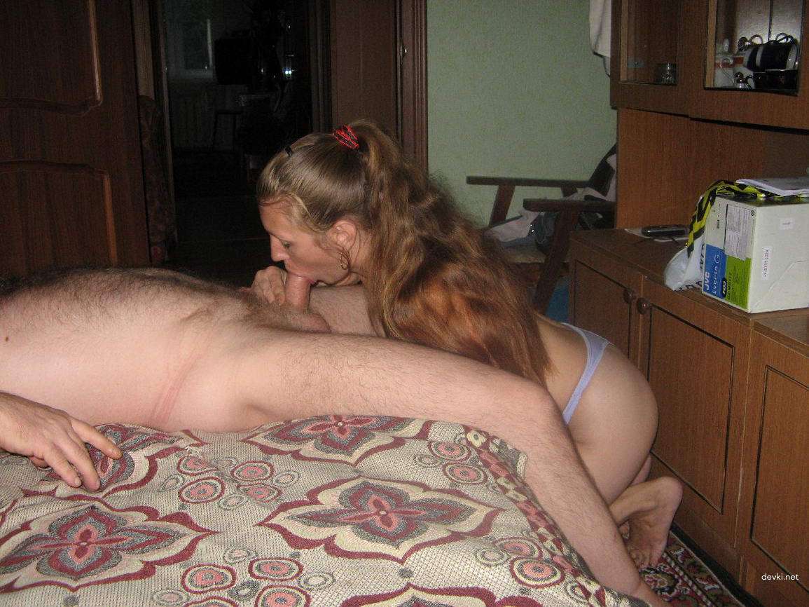 Uninhibited Amateur Wife Exposing It All in Explicit Porn Photos