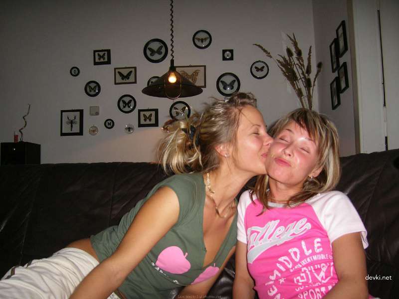 Drunk girlfriend fucked hard in wet pussy