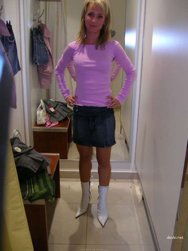 Drunk girlfriend fucked hard in wet pussy