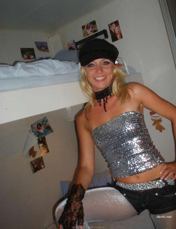 Hot Amateur Sex with Club Dancer - Explicit Homemade Porn Pics