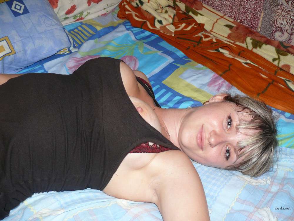 Hot Busty Girl Sucking Cock - Amateur Porn Photo