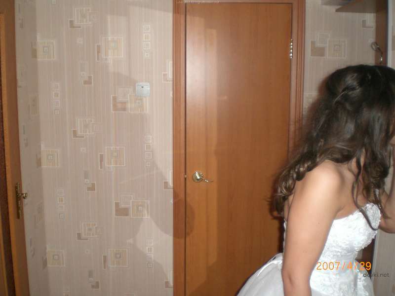 Bride Masturbates Pussy in Sauna - Amateur Porn Photo