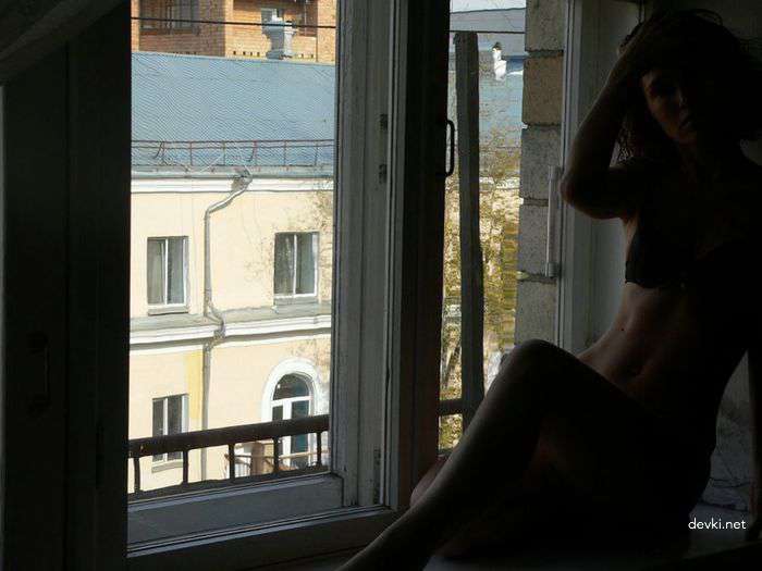 Explicit Amateur Photos of Women 30+ - Personal Pictures for Mature Audiences