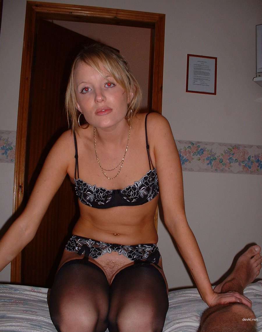 Spread Legs Amateur Girlfriend Porn Pic - Explicit Homemade Sex