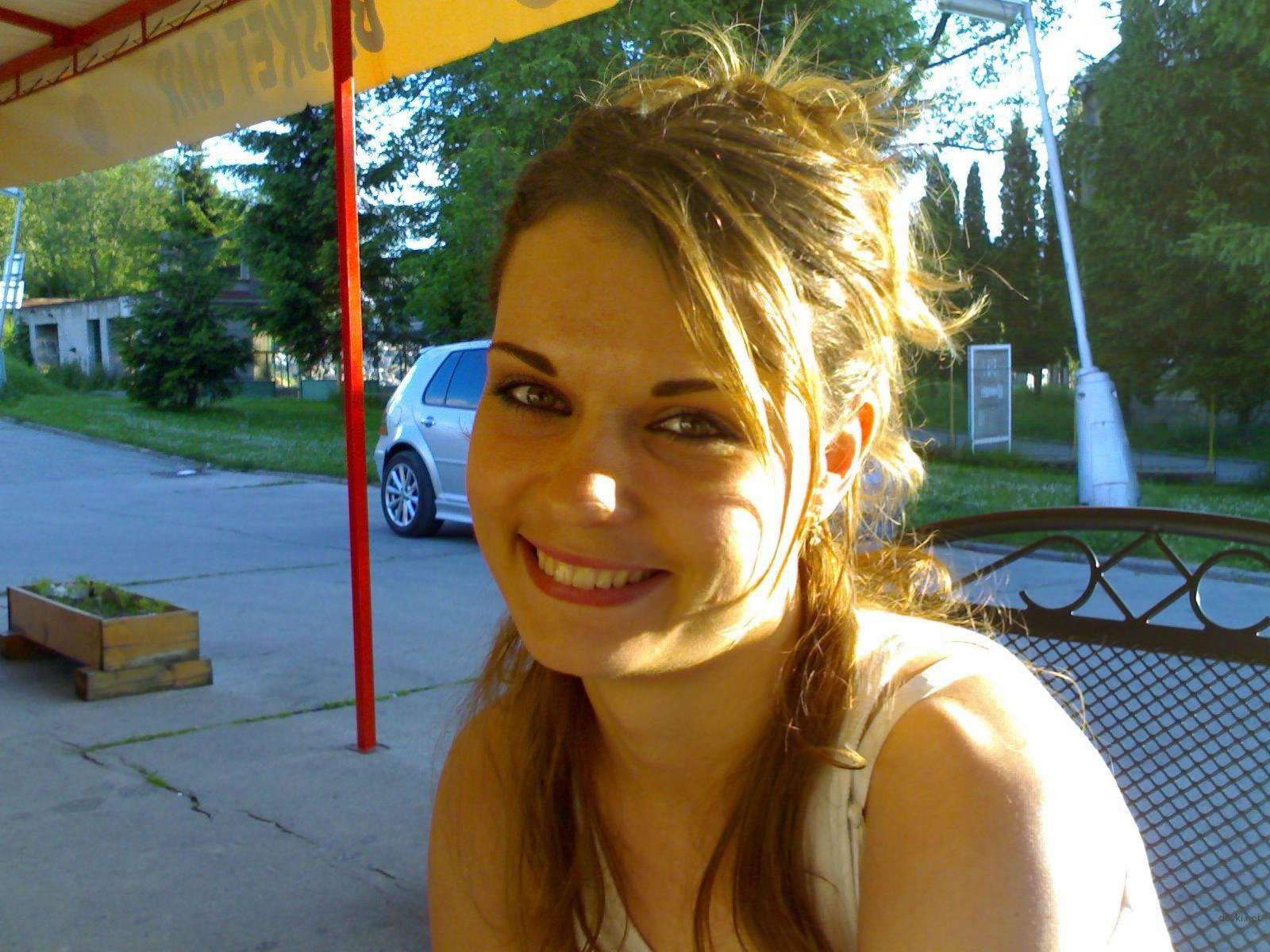 Explicit Beach Girl Amateur Porn Photos - Hot Vacation XXX Pics