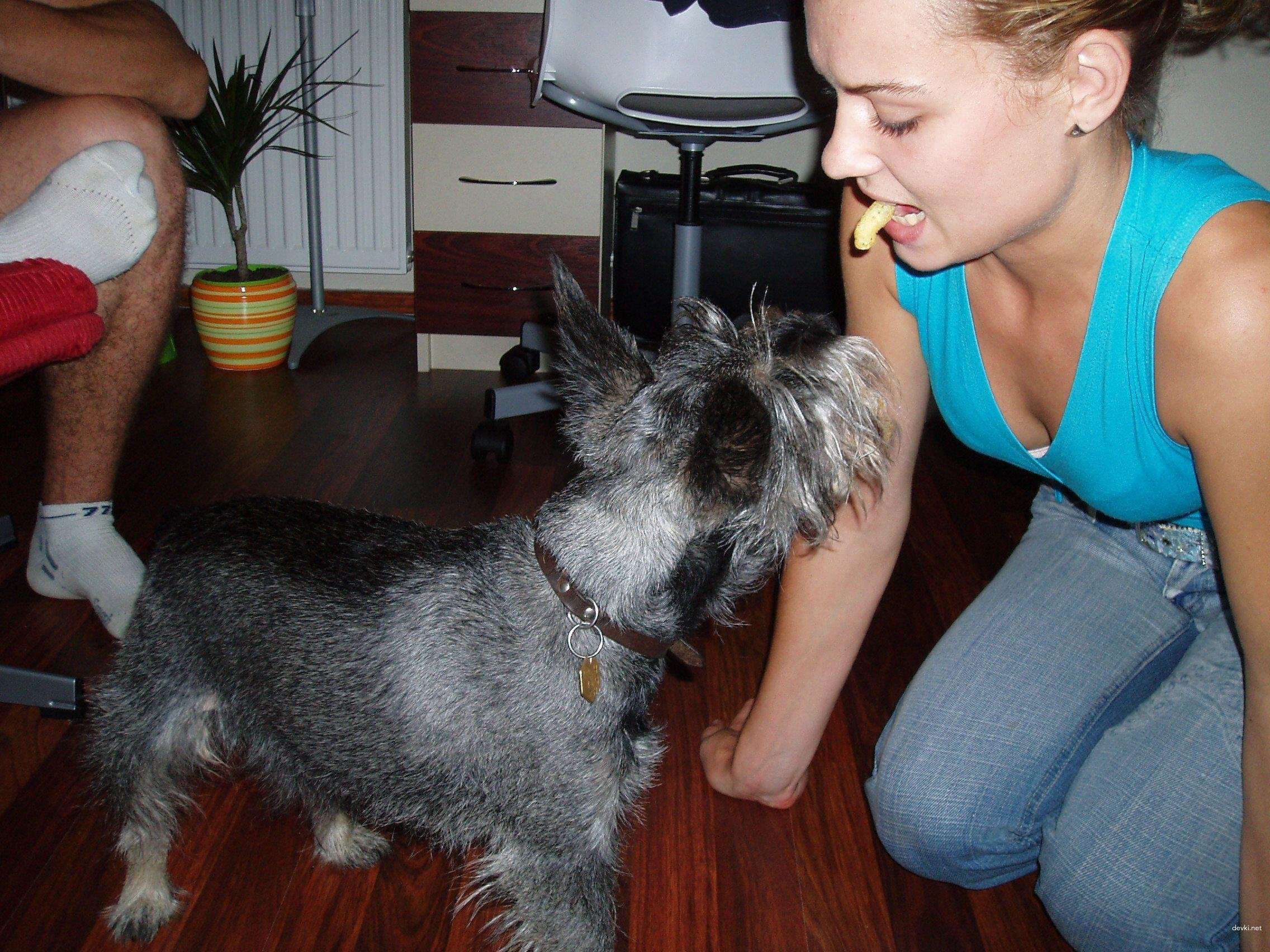 Explicit Beach Girl Amateur Porn Photos - Hot Vacation XXX Pics