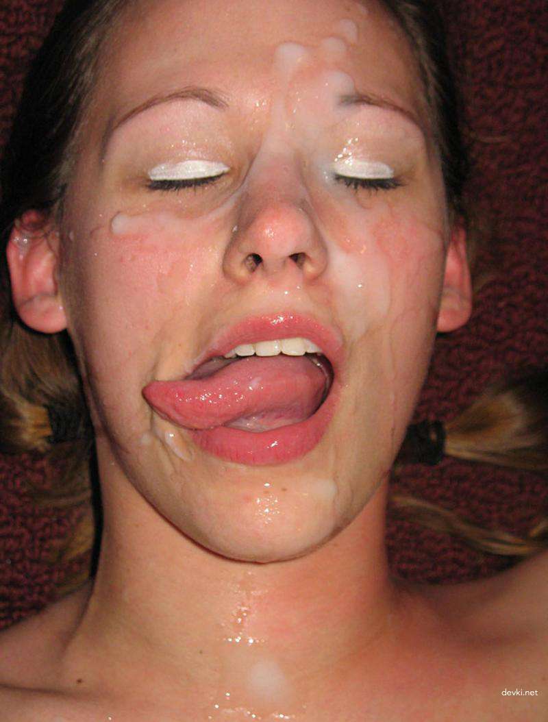 Amateur Slut Loves Giving Blowjob - Explicit Oral Sex Photos