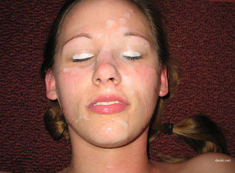 Amateur Slut Loves Giving Blowjob - Explicit Oral Sex Photos