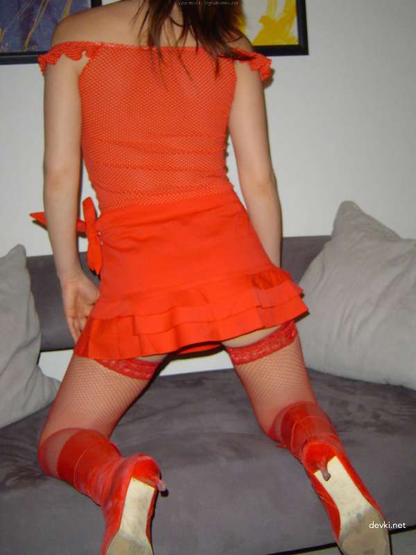 Seduced and Fucked Amateur Girls Drunk and Dominated - Explicit Porn Photos