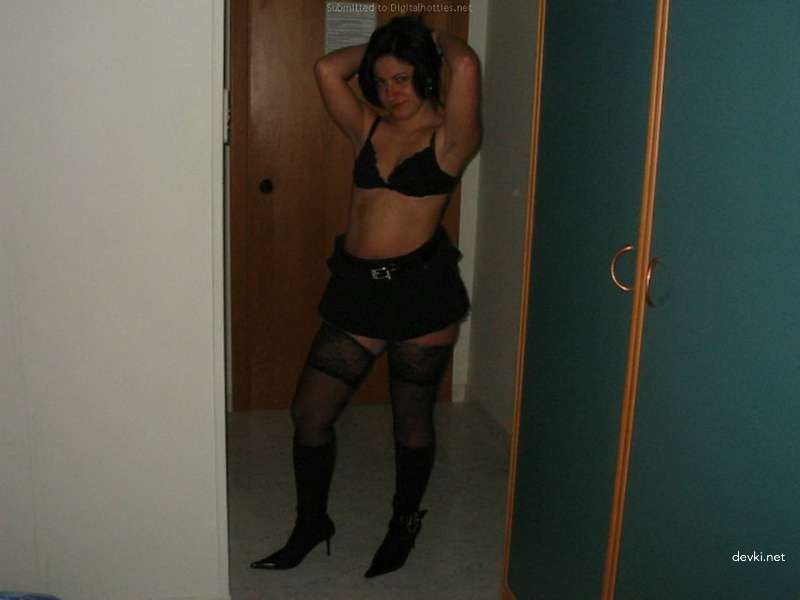 Filming Hot Amateur Sex with Girlfriend - Explicit Homemade Porn