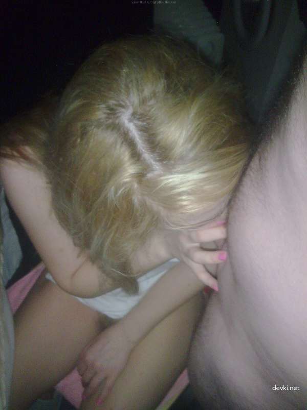 College Dorm Room Fuck: Amateur Guy Bangs His Girlfriend Hard