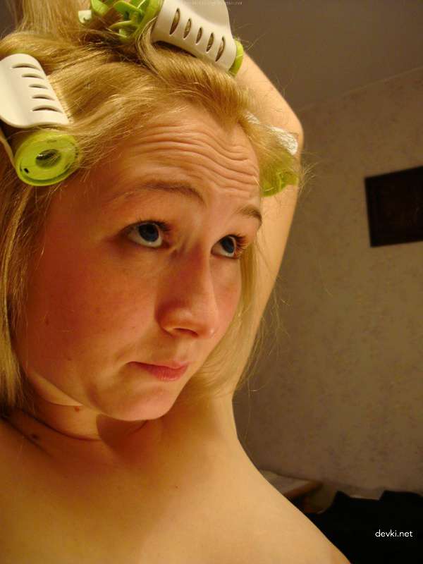 College Dorm Room Fuck: Amateur Guy Bangs His Girlfriend Hard