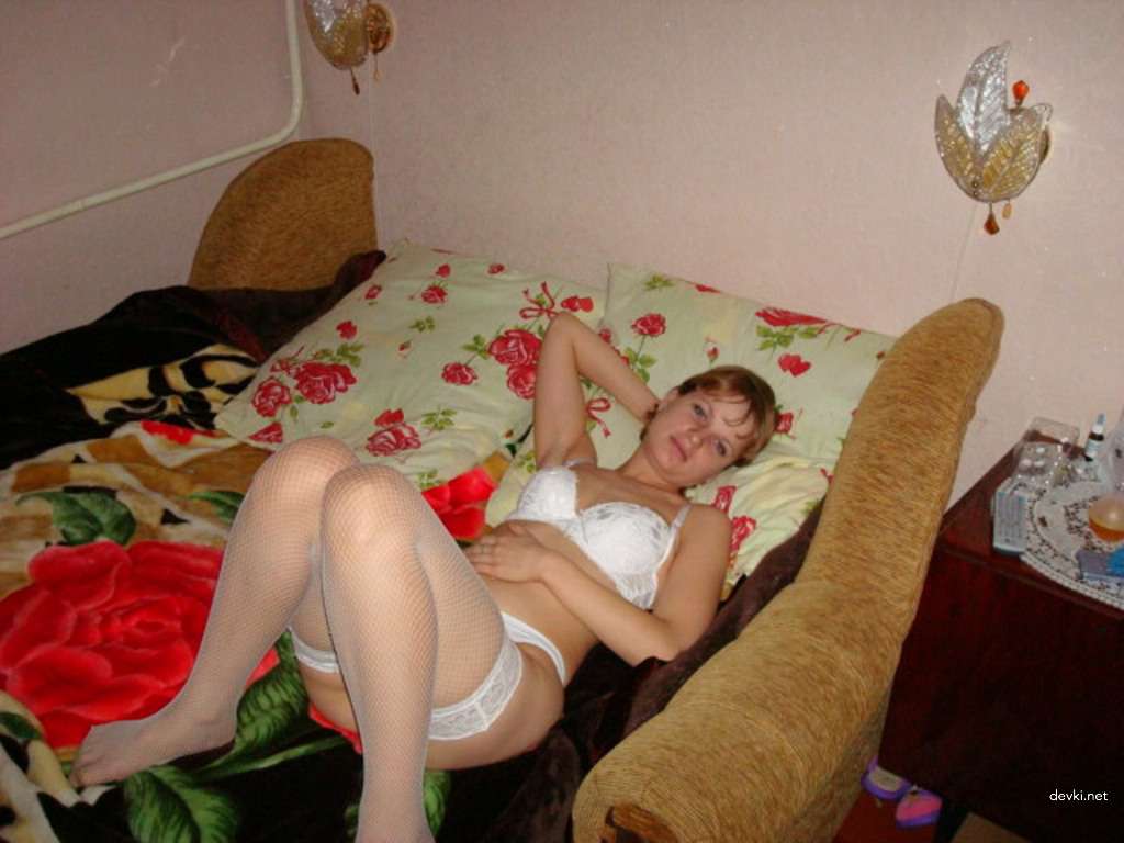 Raw and Uncensored Amateur Homemade Porn Photos - Explicit XXX Content