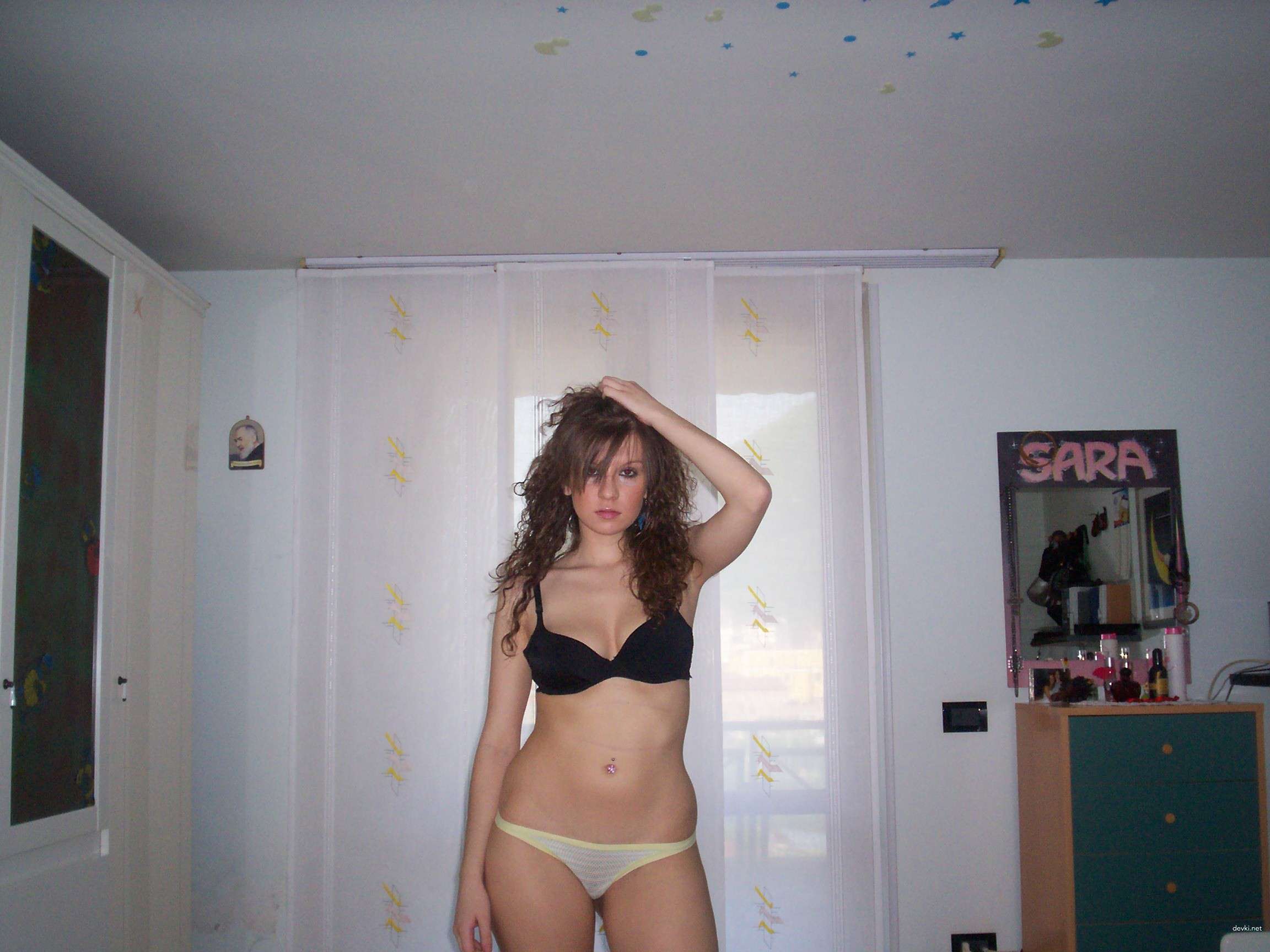 Private Girl's Explicit Amateur Photo: Unfiltered and Uncensored!