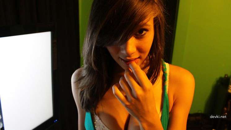 Hot College Girl's Amateur Porn Pics Archive - Explicit Homemade Photos