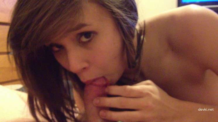 Hot College Girl's Amateur Porn Pics Archive - Explicit Homemade Photos