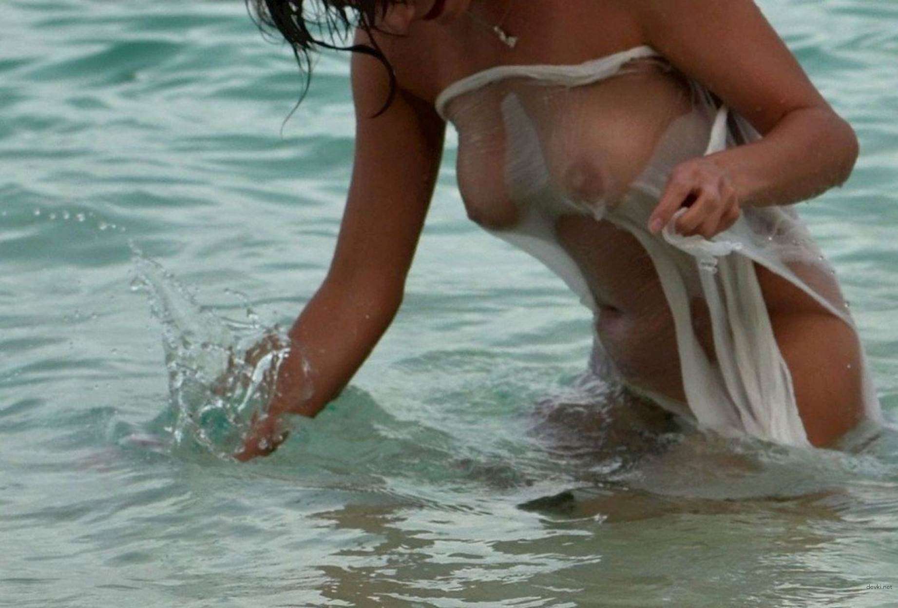 Amateur Swinger Initiation: Explicit Porn Photos