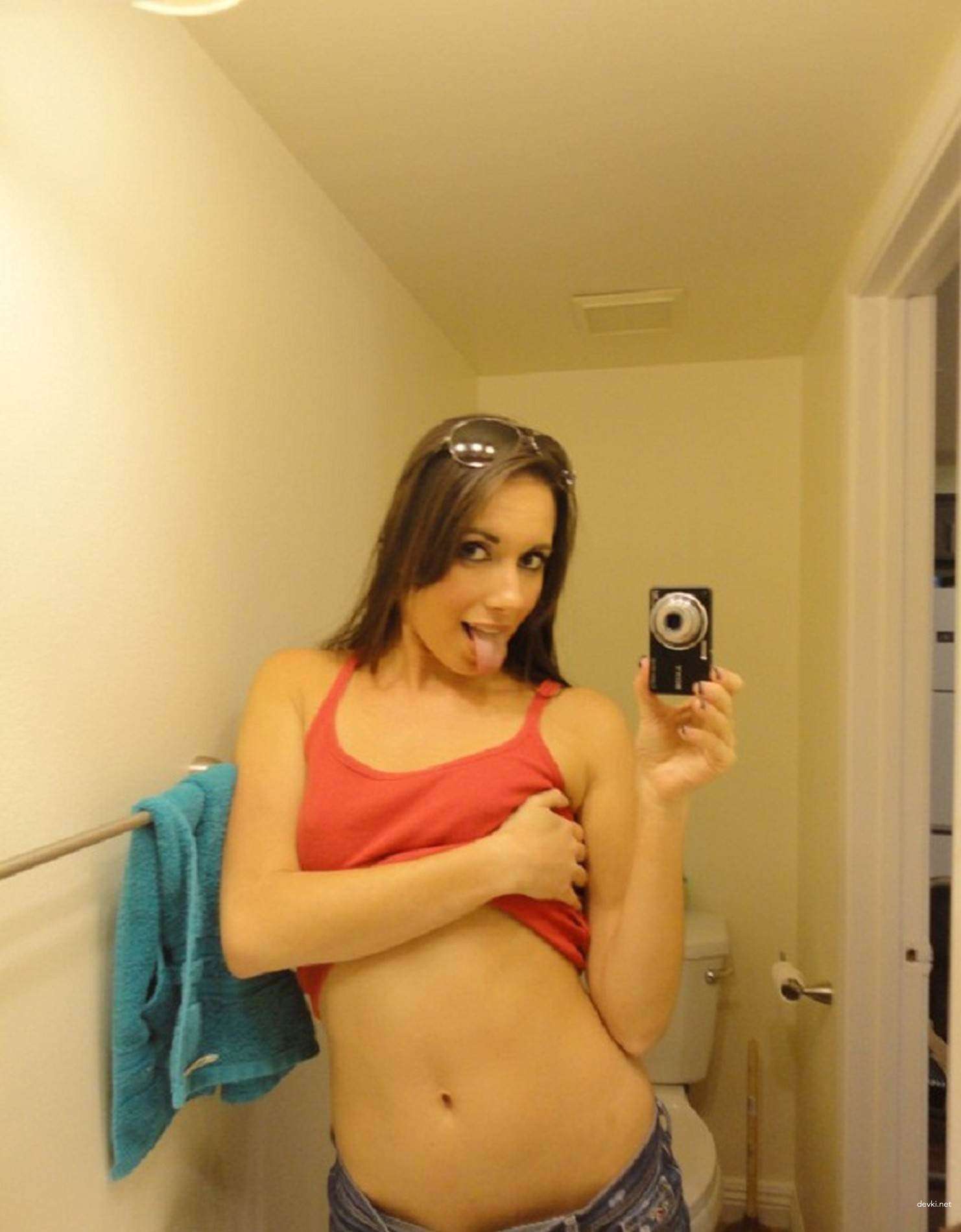Amateur American Slut Loves Hardcore Fucking - Homemade Porn Photos