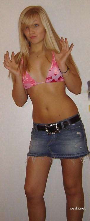 Inserting Fingers in Holes - Amateur Porn Photo