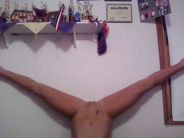 Hot Chick Fingering Her Holes - Explicit Amateur Porn Pic